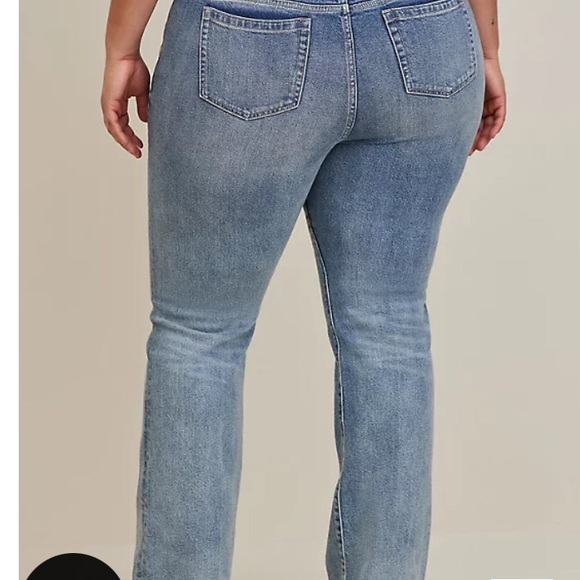 🌟NWTS SLIM BOOT CLASSIC DENIM MID-RISE JEAN 30 Regular🌟 - Picture 3 of 5